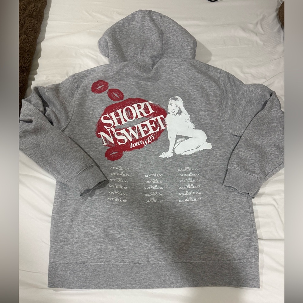 Sabrina Carpenter Gray Hoodie Short n Sweet Tour Merch!!! - Picture 3 of 4